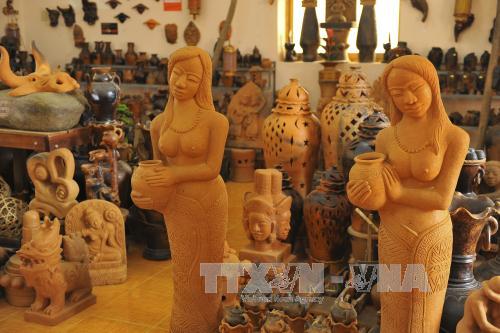 Khai mạc trưng bày chuyên đề Văn hóa Chăm An Giang và Ninh Thuận ảnh 1